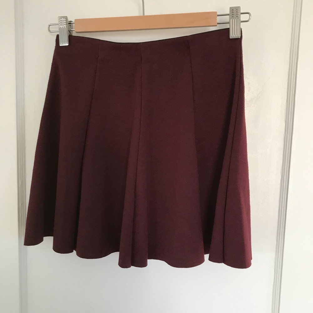 Brandy Melville Skirt - Picture 3 of 4